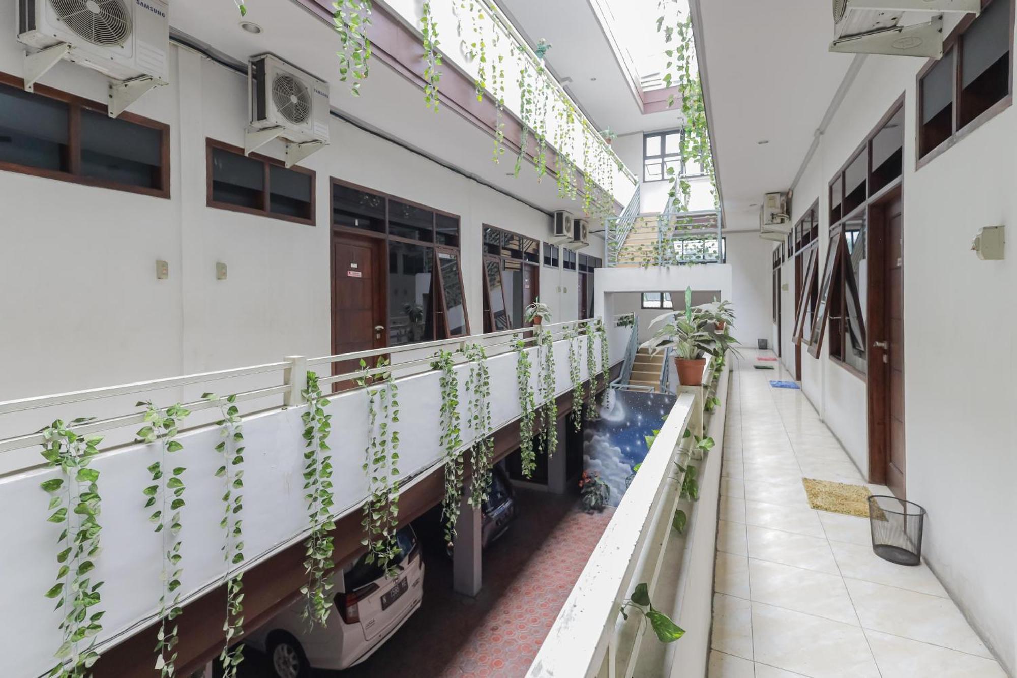 Reddoorz At Pondok Candra سورابايا المظهر الخارجي الصورة