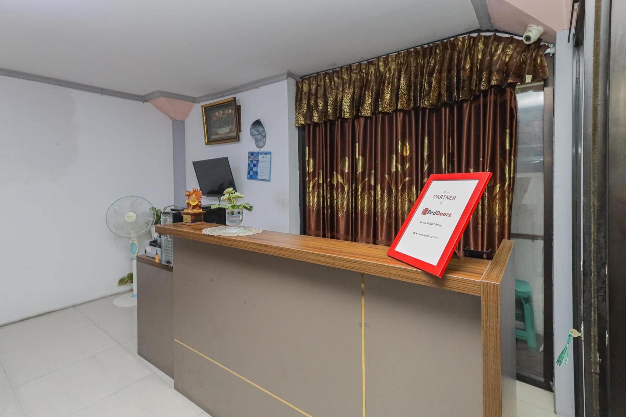Reddoorz At Pondok Candra سورابايا المظهر الخارجي الصورة