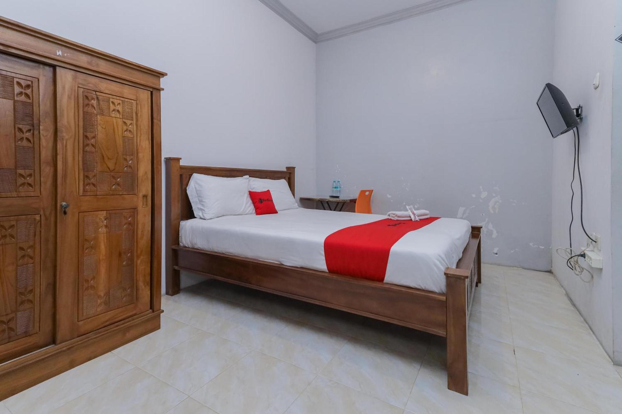 Reddoorz At Pondok Candra سورابايا المظهر الخارجي الصورة