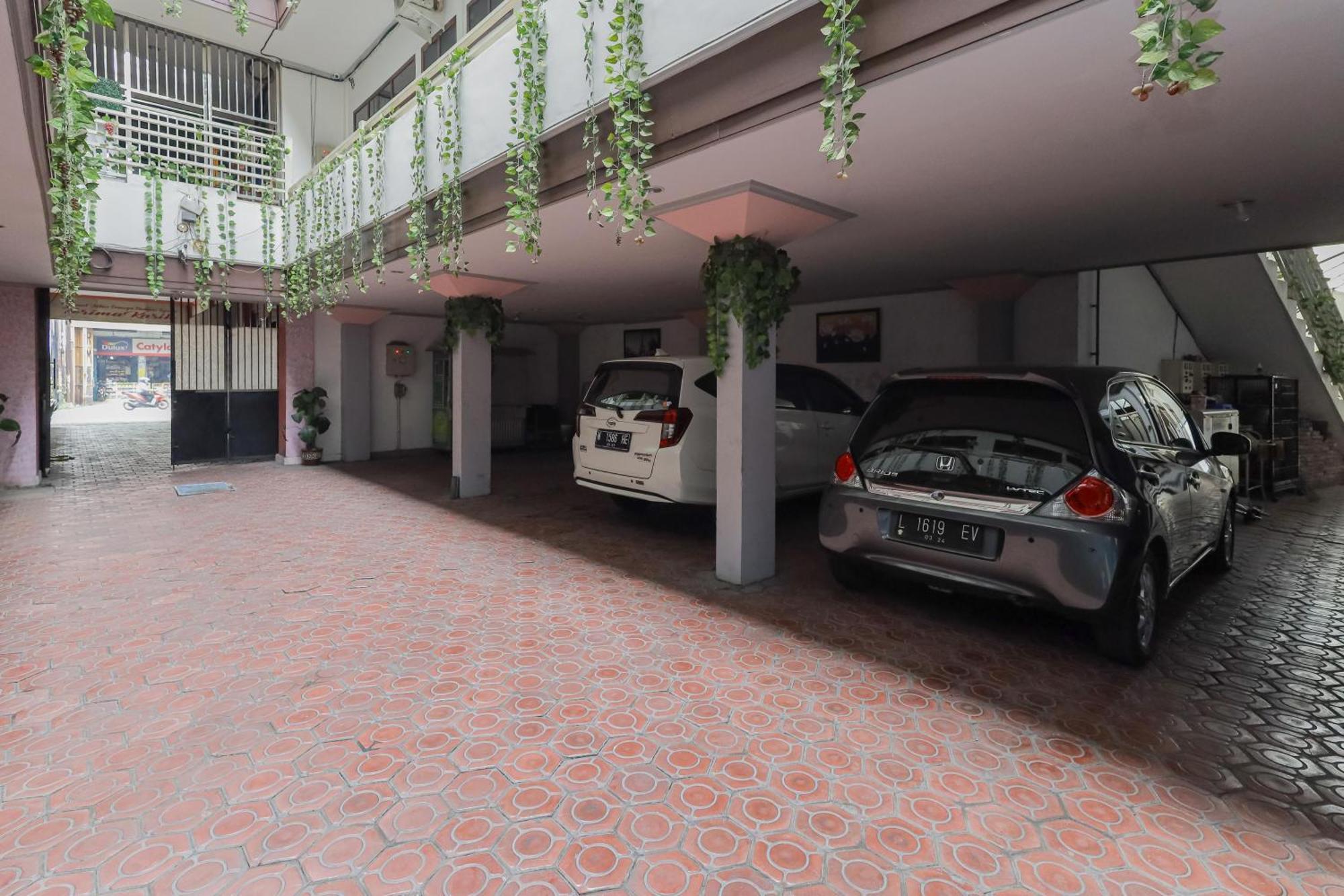 Reddoorz At Pondok Candra سورابايا المظهر الخارجي الصورة