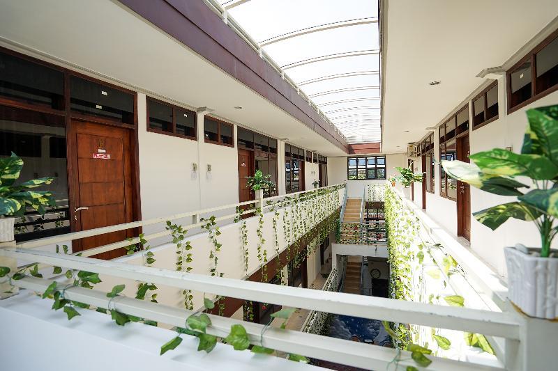 Reddoorz At Pondok Candra سورابايا المظهر الخارجي الصورة